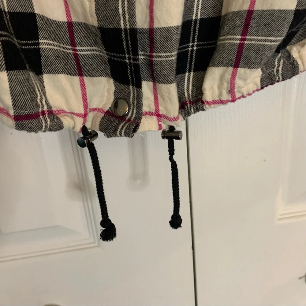 No Boundaries Flannel Plaid Red, White, and Black Hoodie  Size L - Picture 5 of 12